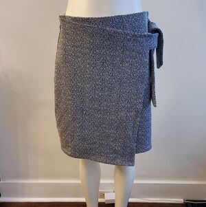 LOFT Black and White Pencil Skirt